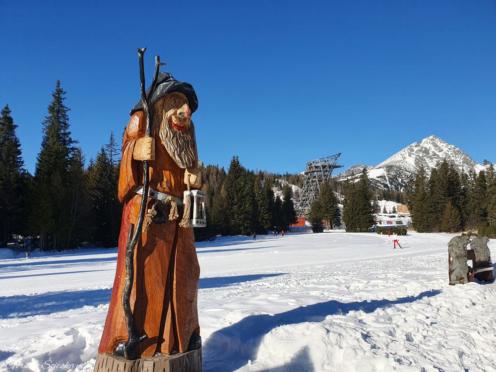 Szczyrbskie Jezioro: Szlak żółty w stronę skoczni